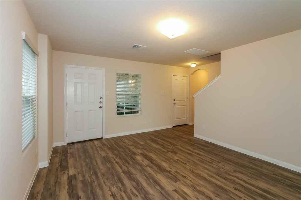 6114 Peaceful Ridge Drive - Photo 3