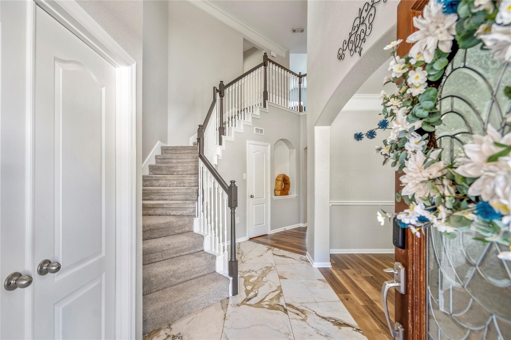 17603 Fall River Pass Court - Photo 5