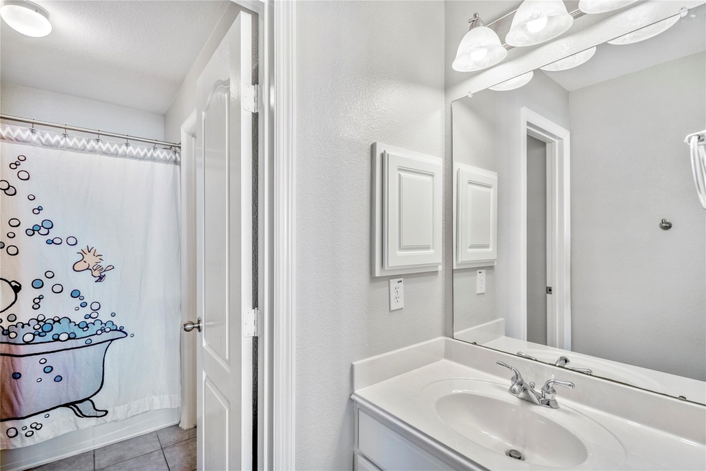 17603 Fall River Pass Court - Photo 39