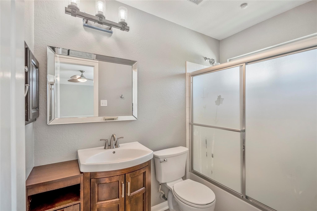 17603 Fall River Pass Court - Photo 31