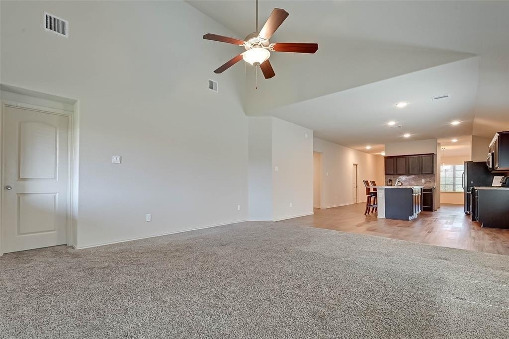 1415 Rodeo Cattle Lane - Photo 11