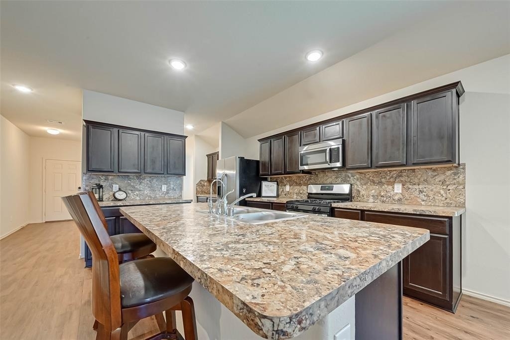 1415 Rodeo Cattle Lane - Photo 6