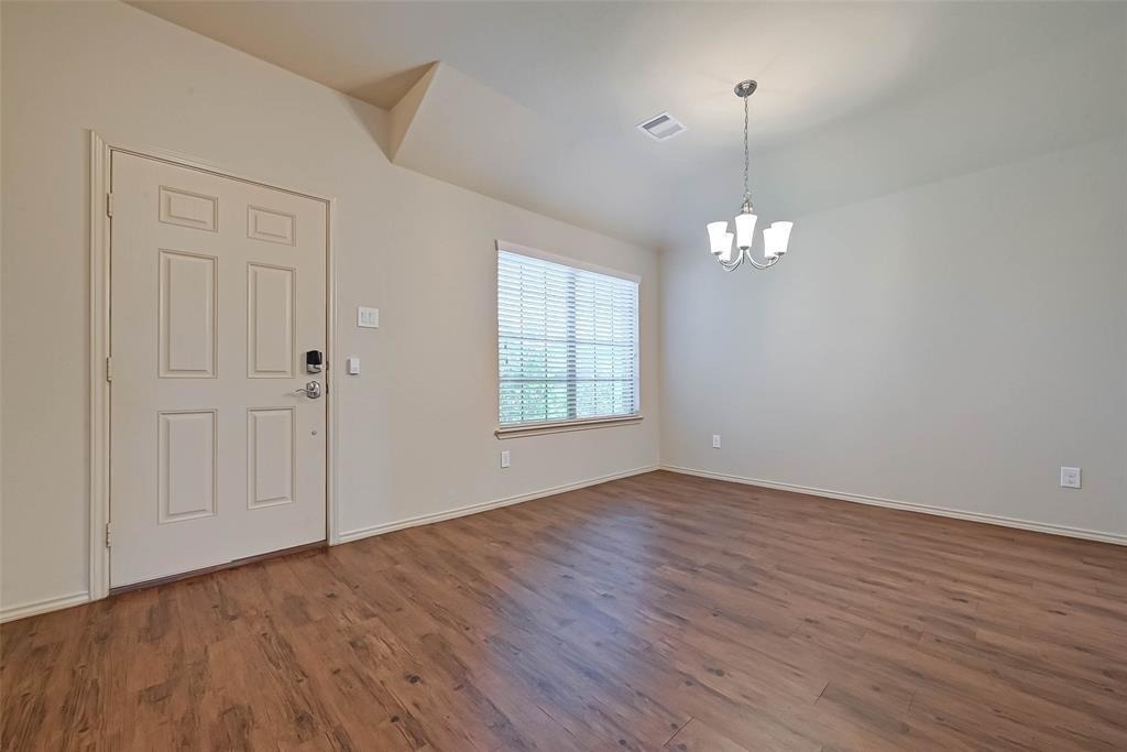 1415 Rodeo Cattle Lane - Photo 2