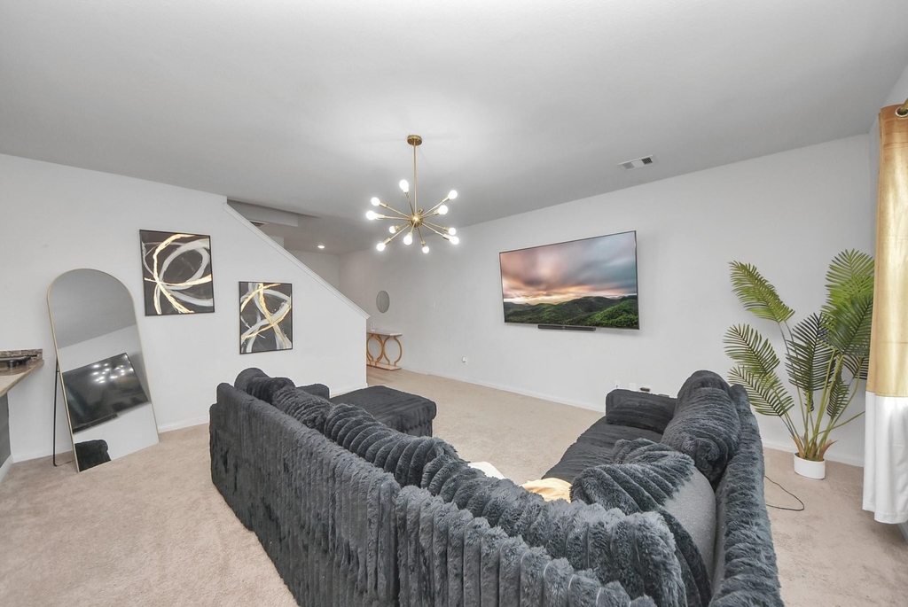 7943 Vacek Meadows Loop - Photo 9