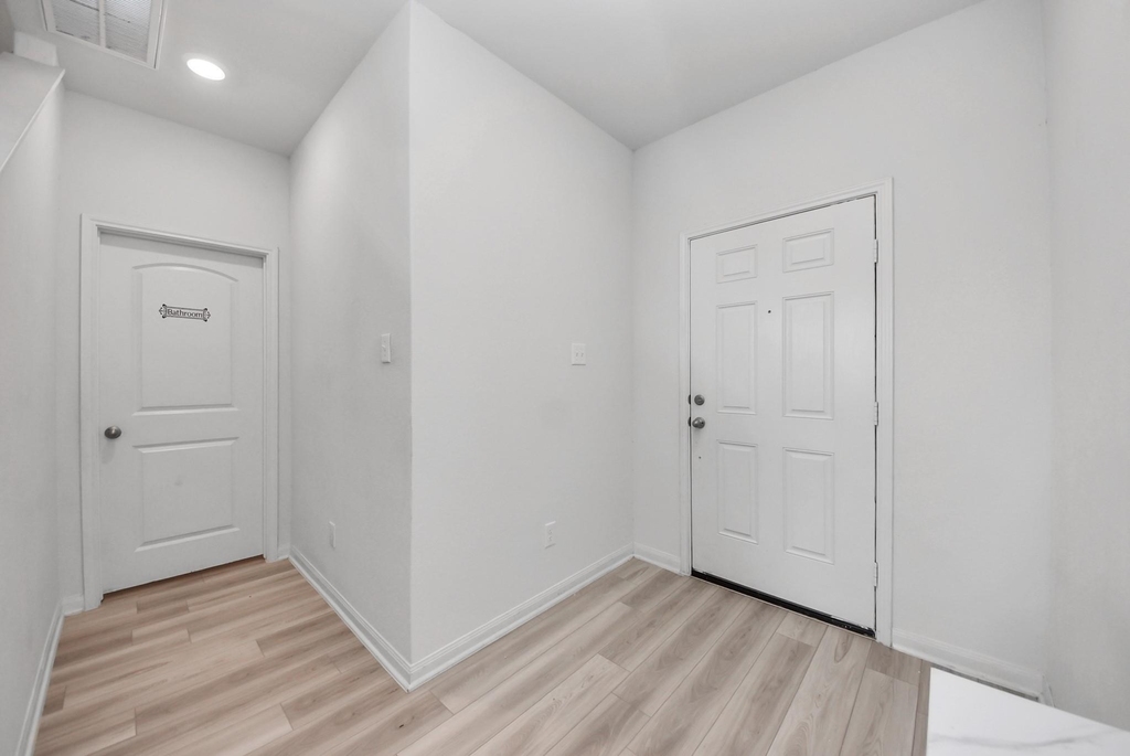 7943 Vacek Meadows Loop - Photo 6