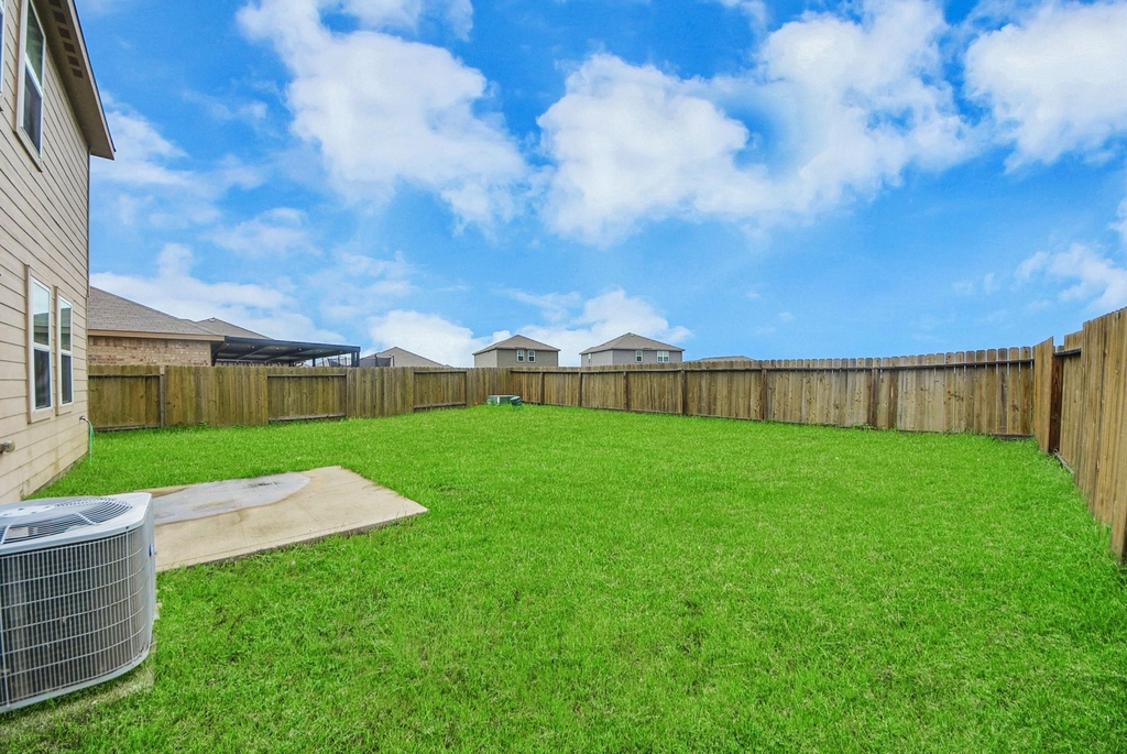7943 Vacek Meadows Loop - Photo 36