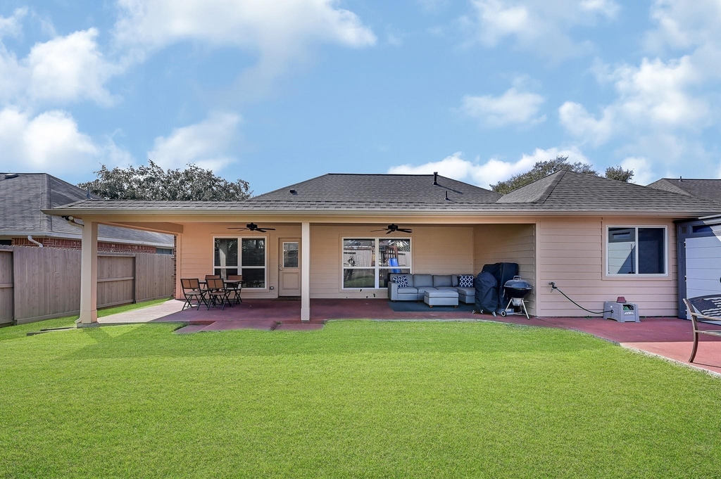 1035 E Hampton Drive - Photo 17