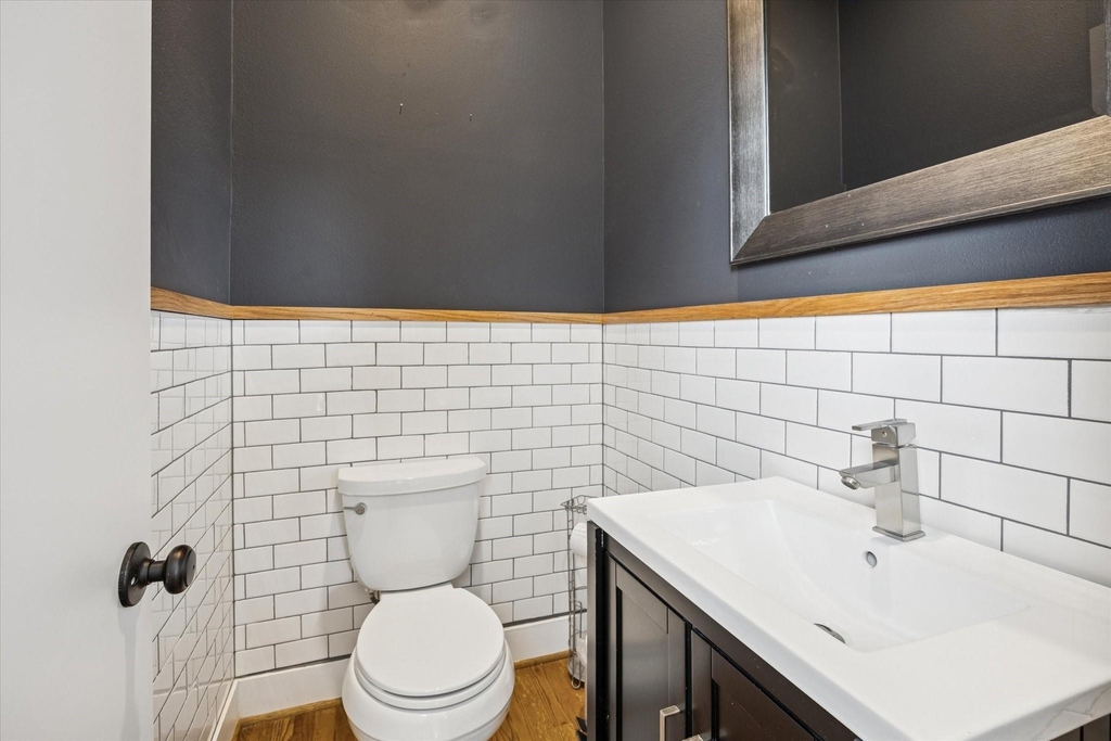 2404 Fairview Street - Photo 19