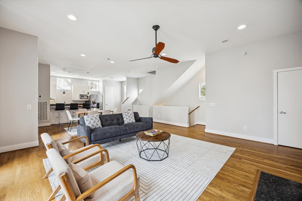 2404 Fairview Street - Photo 12