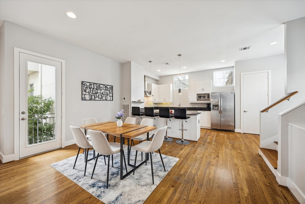 2404 Fairview Street - Photo 16