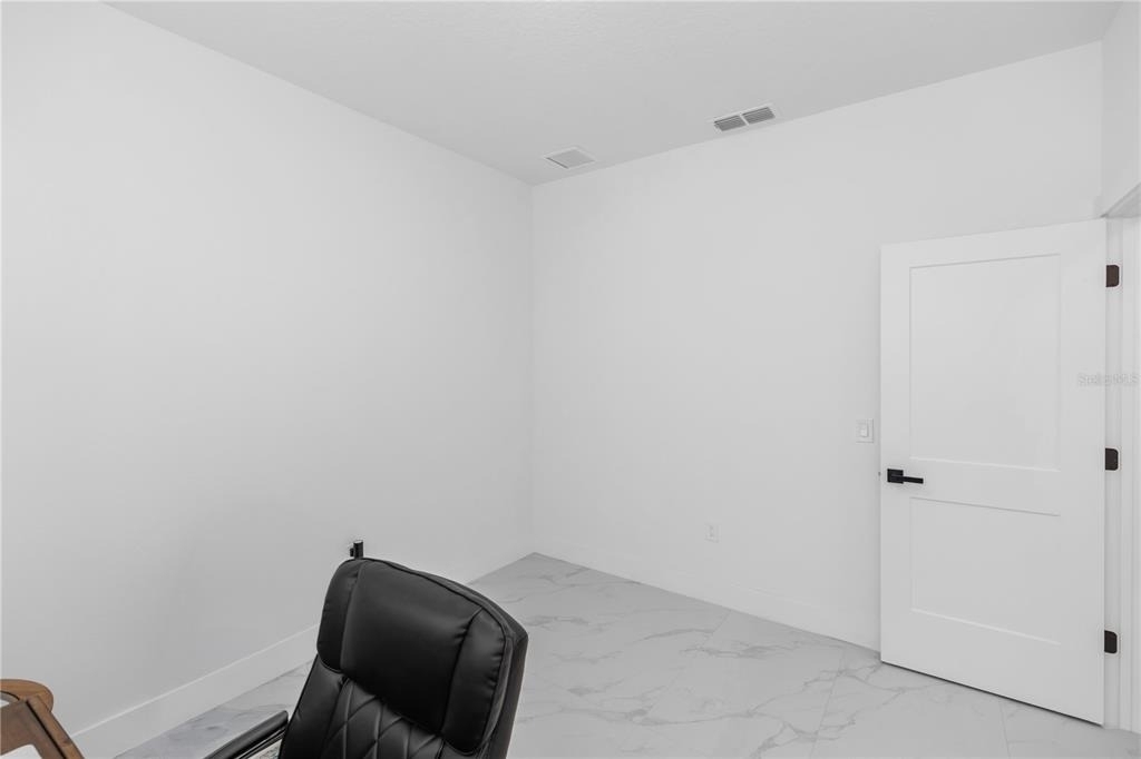 780 Kangaroo Court - Photo 4