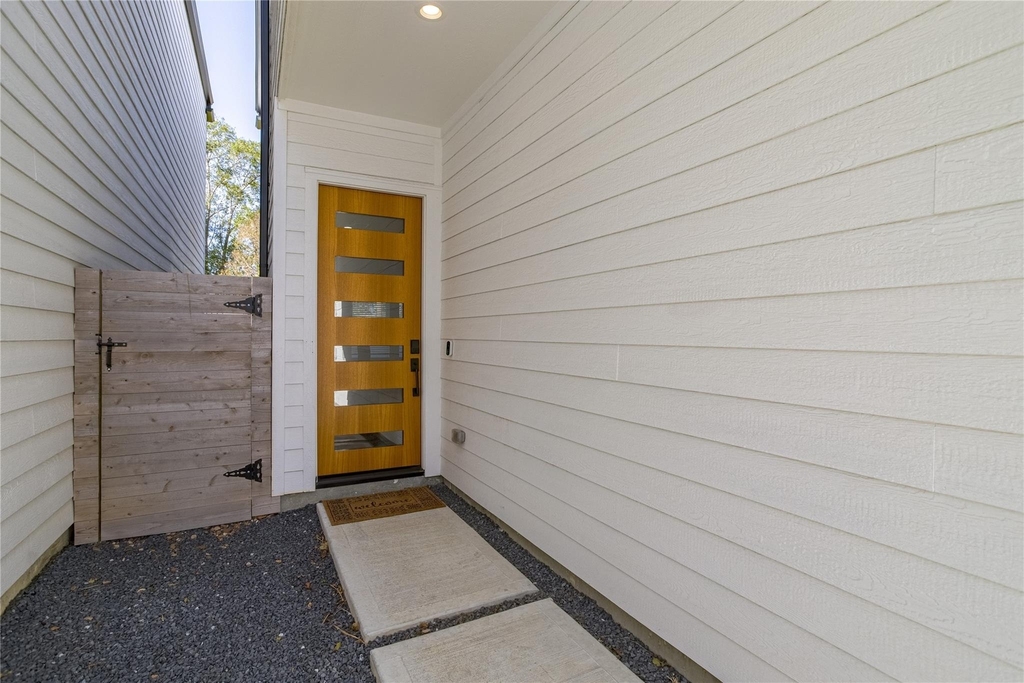 1854 W Tidwell Road - Photo 1