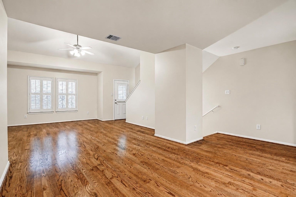 934 E Heights Hollow Lane - Photo 5