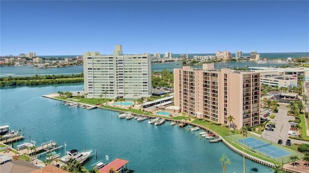 51 Island Way - Photo 0