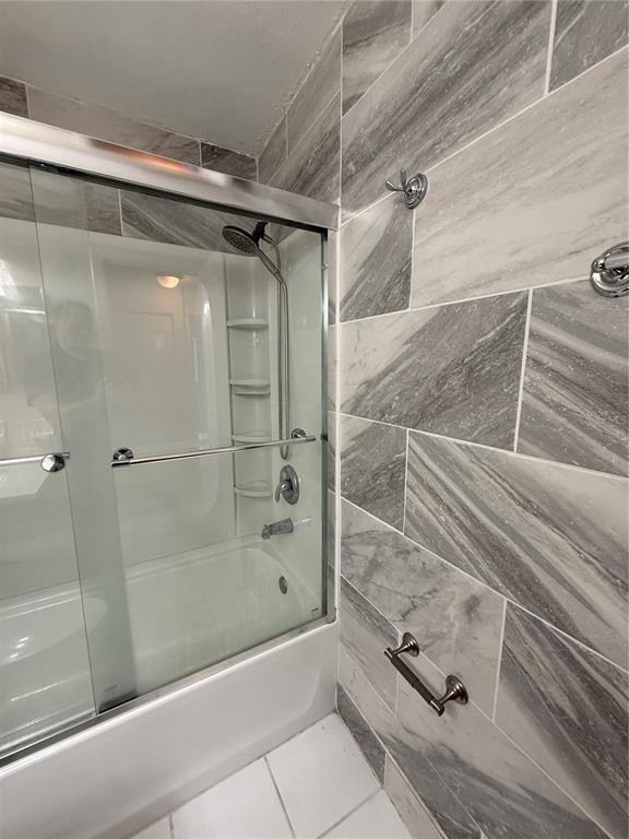 7441 Carmel Avenue - Photo 2