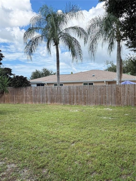 7441 Carmel Avenue - Photo 13