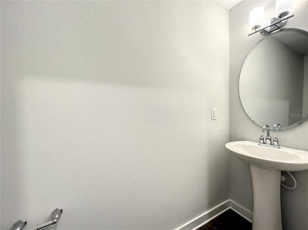 3715 W Wisconsin Avenue - Photo 36