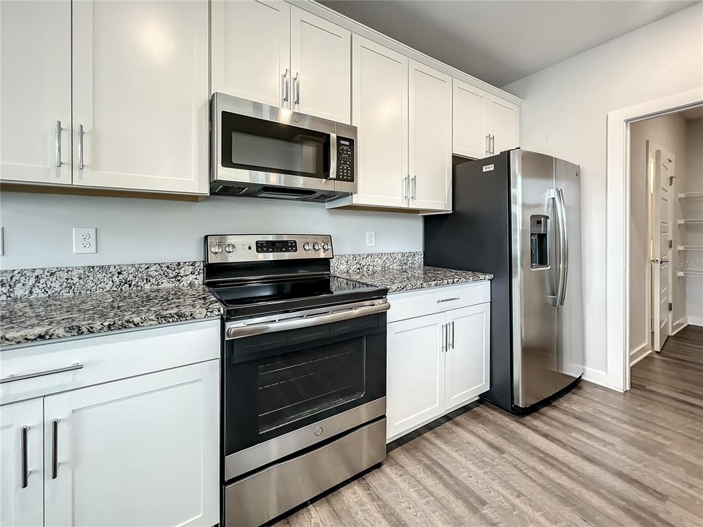 3715 W Wisconsin Avenue - Photo 2