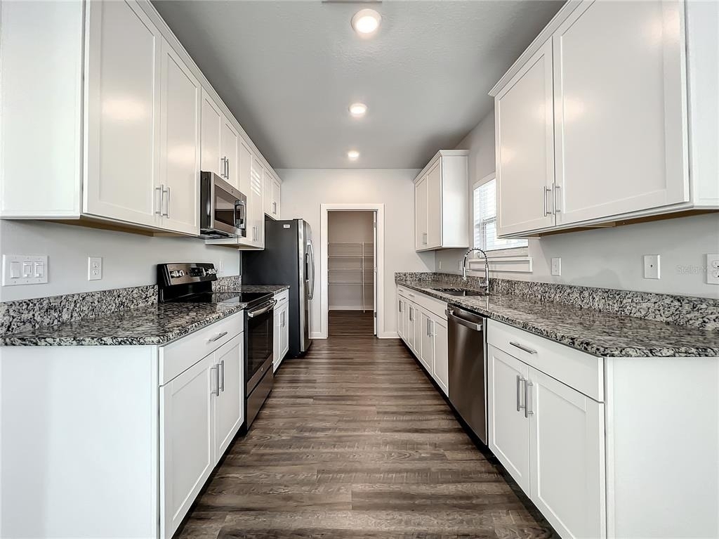 3715 W Wisconsin Avenue - Photo 54