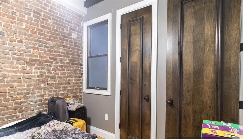 129 Putnam Avenue - Photo 8