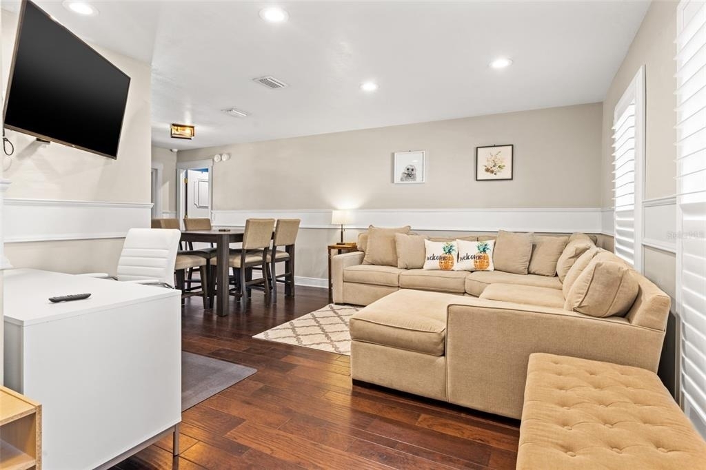 6701 Leeward Isle Way - Photo 3