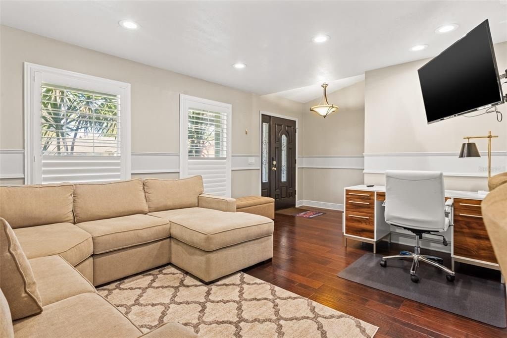 6701 Leeward Isle Way - Photo 4