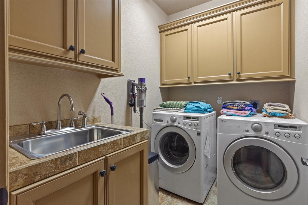 785 Lake Forest - Photo 29