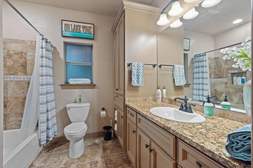 785 Lake Forest - Photo 28