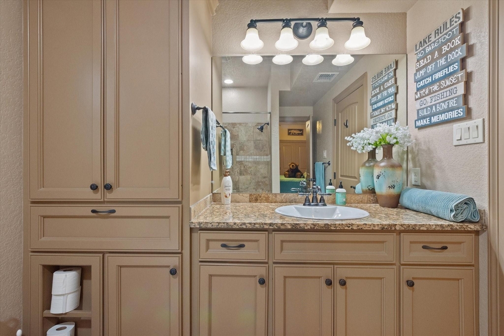 785 Lake Forest - Photo 27