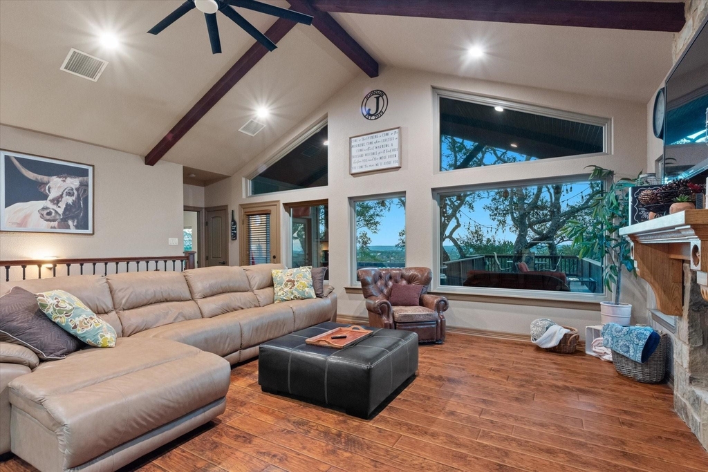 785 Lake Forest - Photo 9