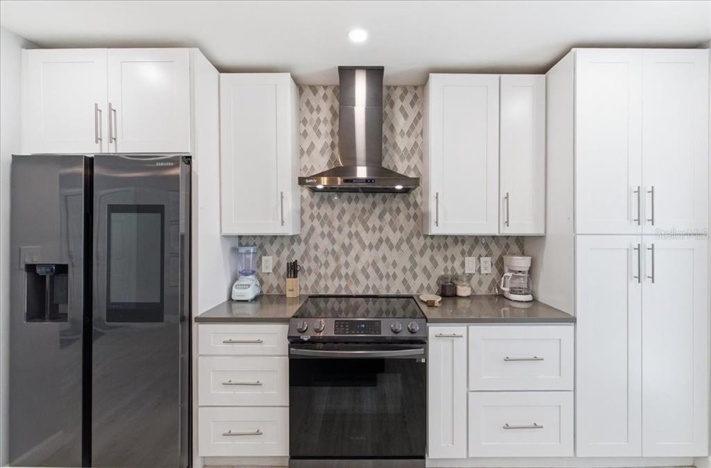 1009 Chester Drive - Photo 7
