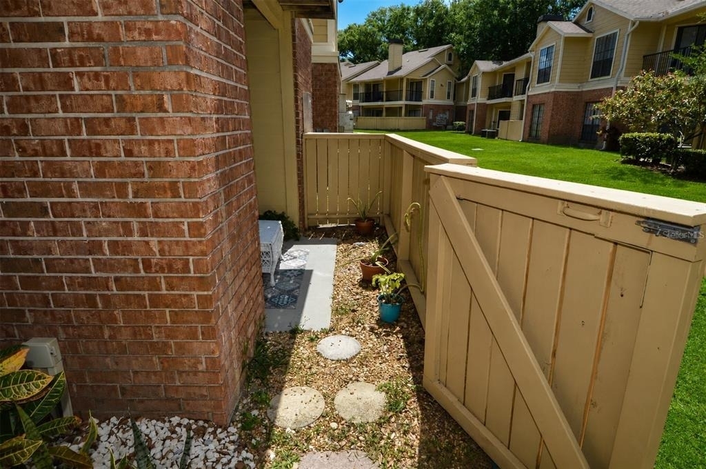 8625 Mallard Reserve Drive - Photo 40