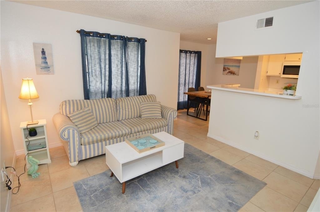 8625 Mallard Reserve Drive - Photo 11