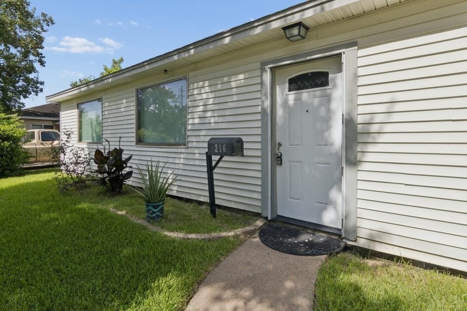 216 Bearle Street - Photo 1