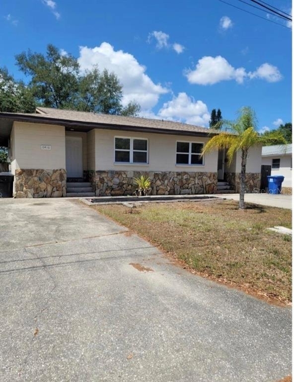 6416 Farrand Avenue N - Photo 0