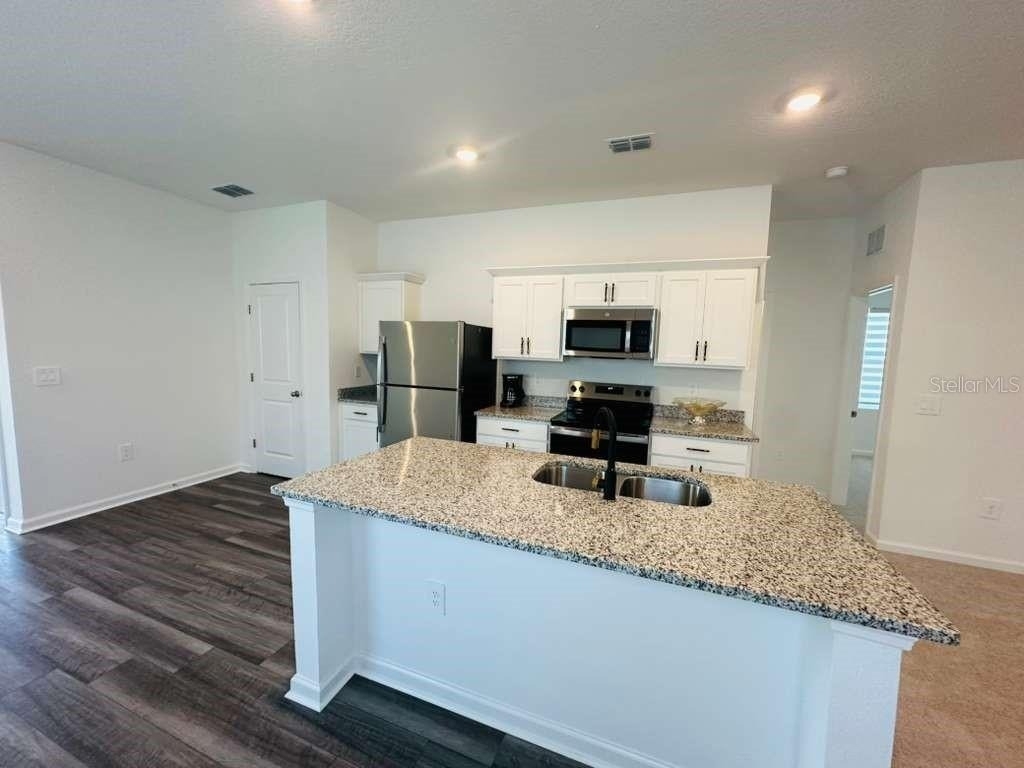 10473 Curving Creek Loop - Photo 5