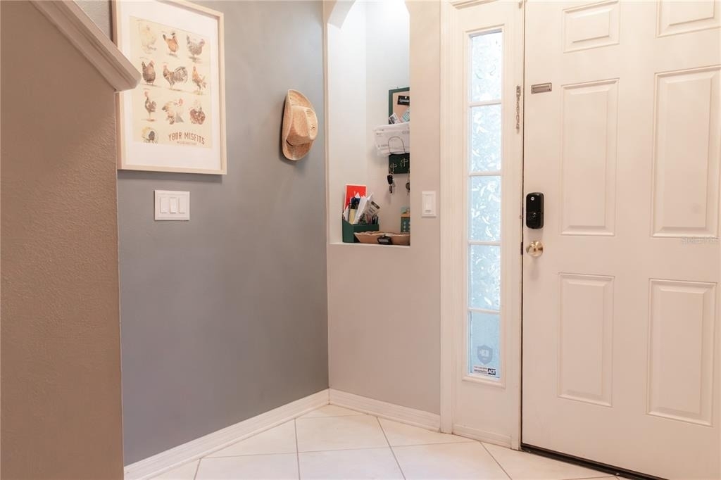 3033 Pointeview Drive - Photo 2
