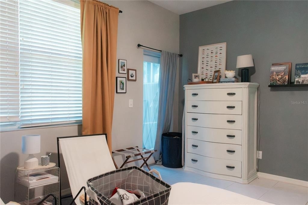 3033 Pointeview Drive - Photo 4