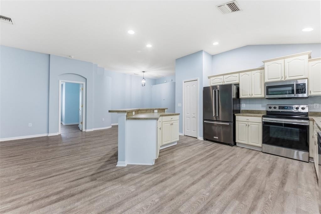 6125 Gannetwood Place - Photo 10