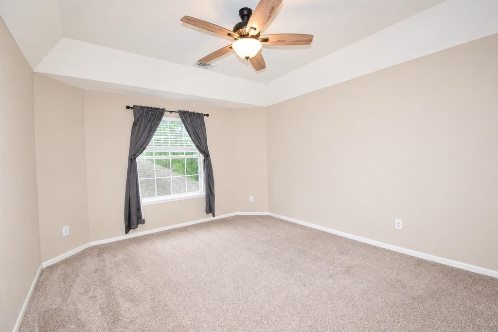 7207 Emerald Glen Drive - Photo 14