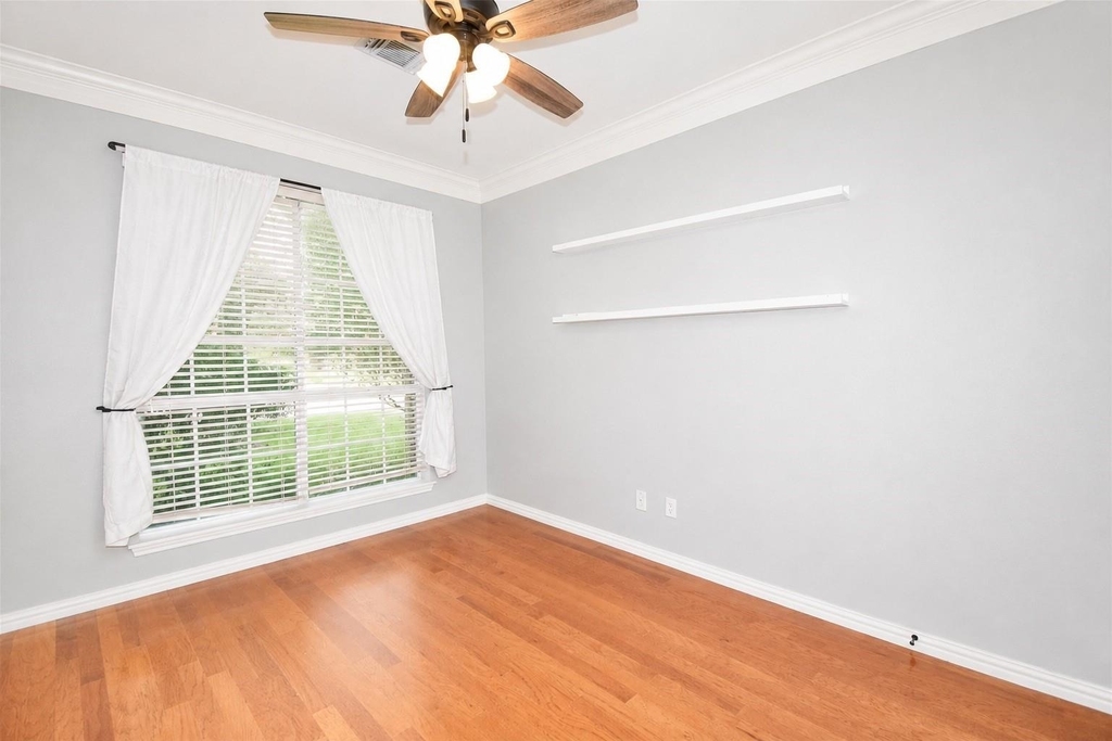 7207 Emerald Glen Drive - Photo 13