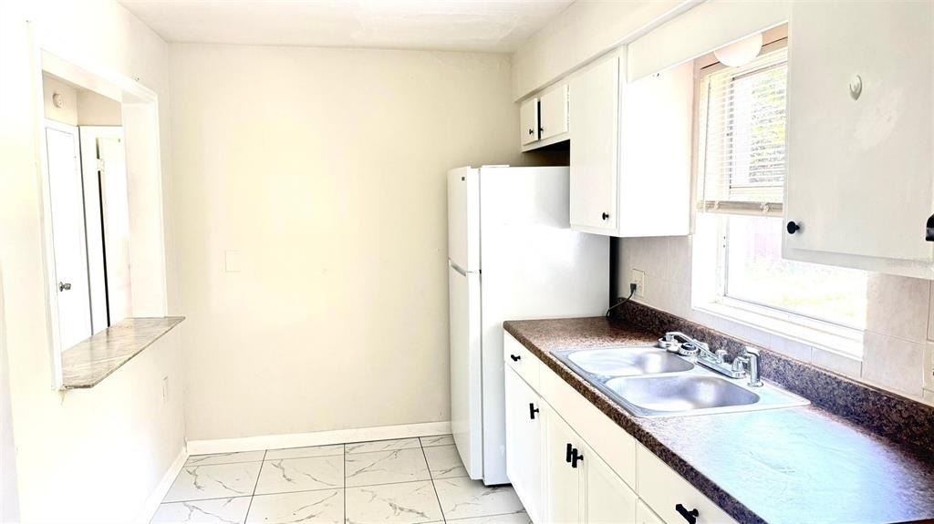31 S Barbour Street - Photo 6