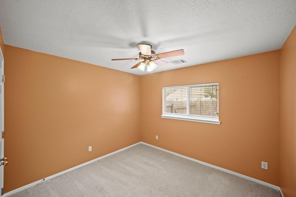 2923 Humble Drive - Photo 15