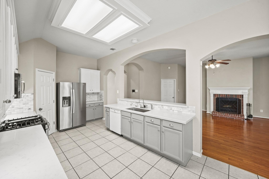 2923 Humble Drive - Photo 8