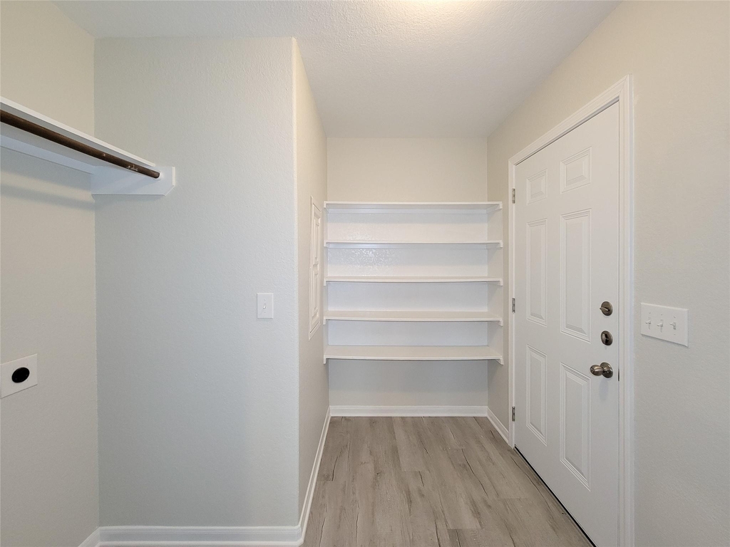 315 20th - Photo 15