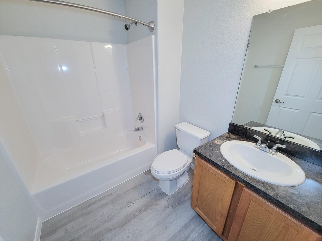 315 20th - Photo 19