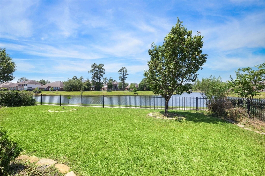 30507 Russell Point Drive - Photo 32