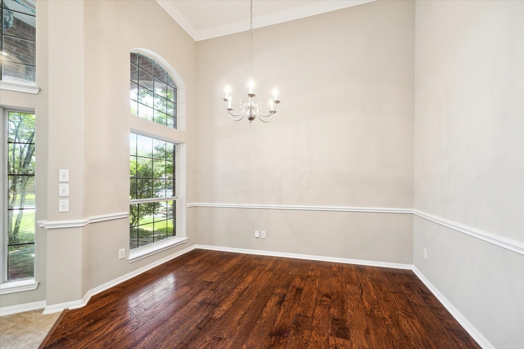 30507 Russell Point Drive - Photo 6