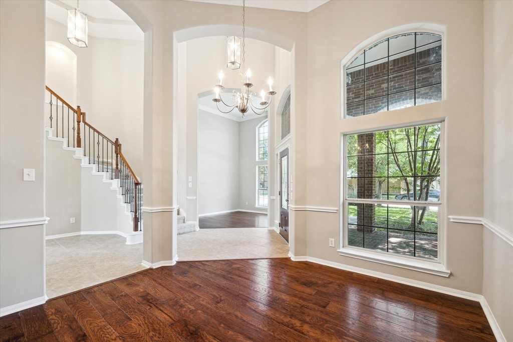 30507 Russell Point Drive - Photo 5