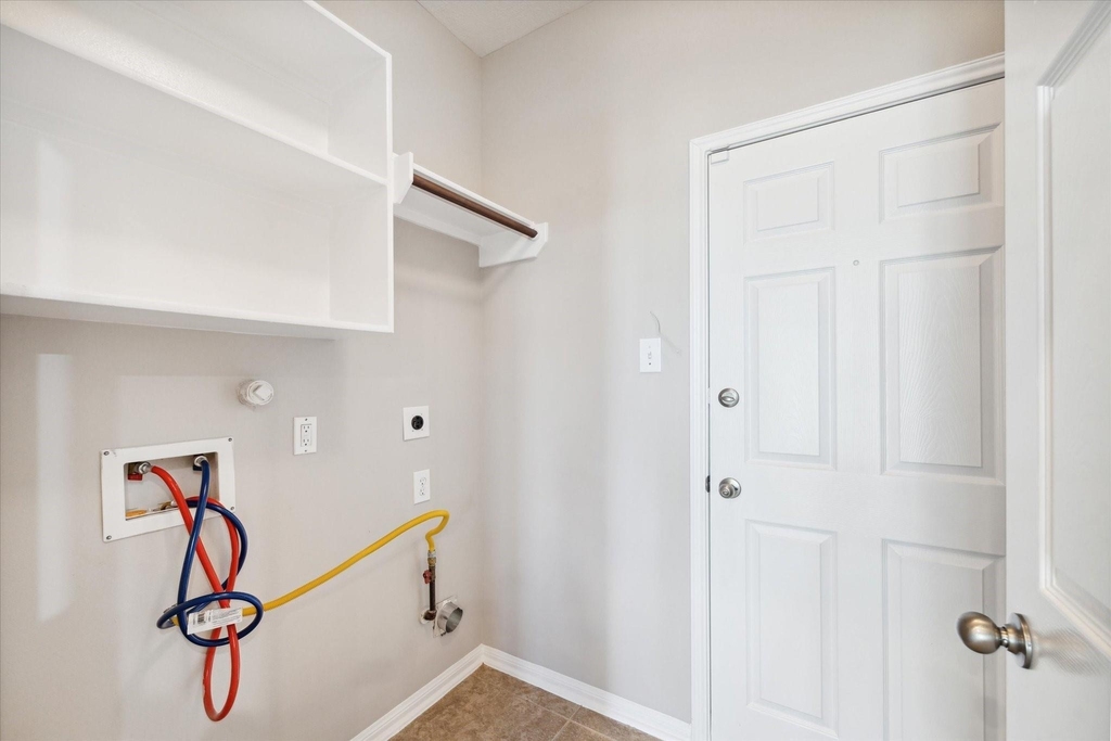 30507 Russell Point Drive - Photo 28
